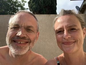 Zwei im Pool